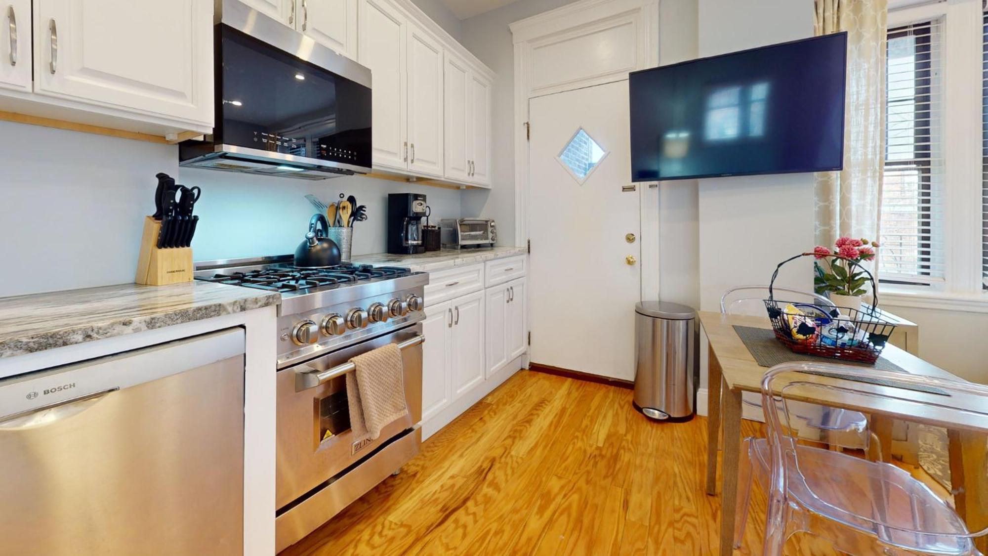 Sunny,Cozy,Near Bc,Bu,Boston,Mbta Apartment Bagian luar foto