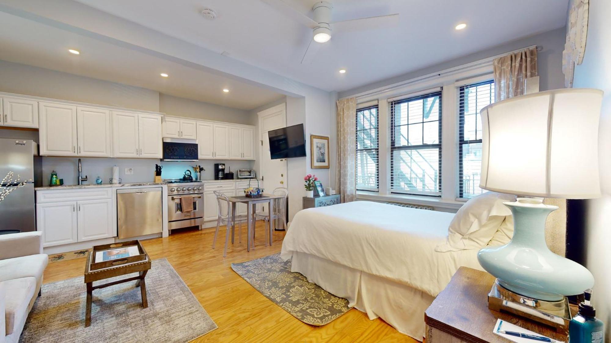 Sunny,Cozy,Near Bc,Bu,Boston,Mbta Apartment Bagian luar foto